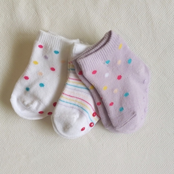 NEW 3-pack baby girl socks with grippers - Picture 1 of 2